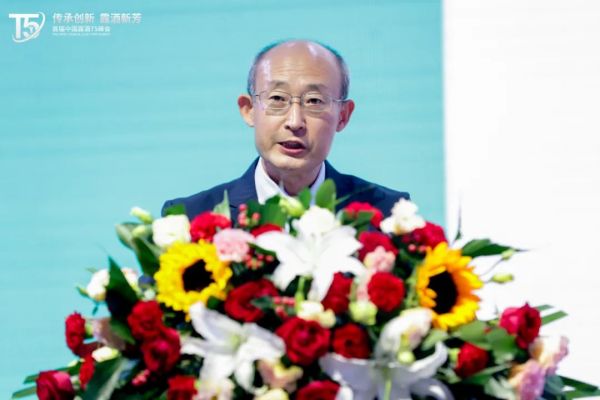 中国酒业协会副秘书长兼露酒分会秘书长杜小威